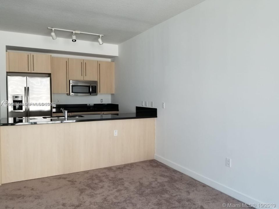 En Venta: $415,000 (1 camas, 1 baños, 694 Pies cuadrados)