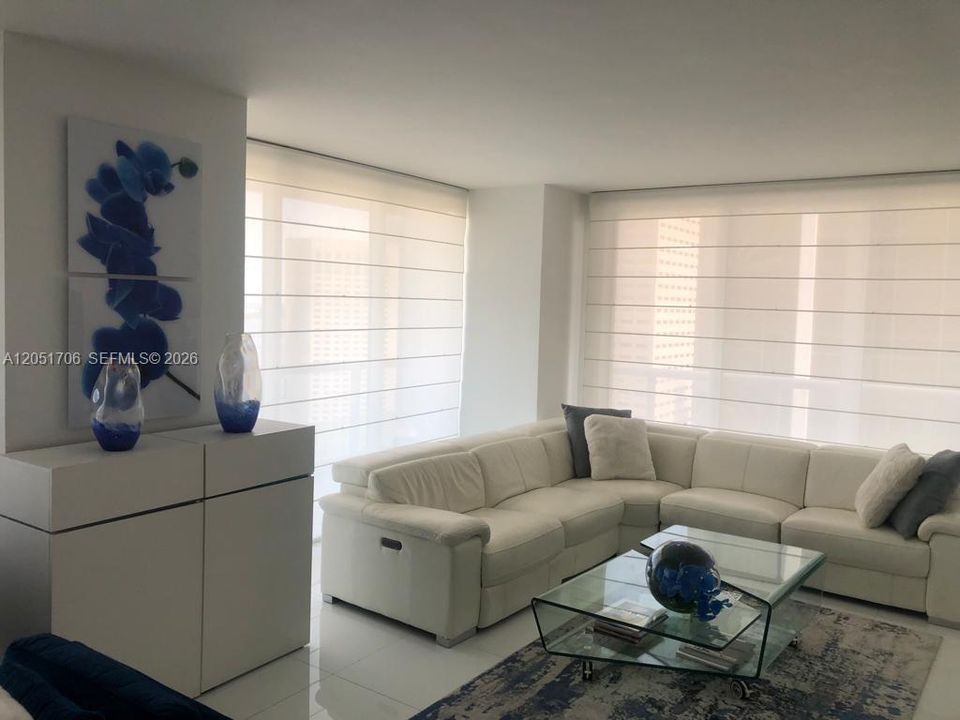 For Rent: $7,000 (3 beds, 2 baths, 1789 Square Feet)