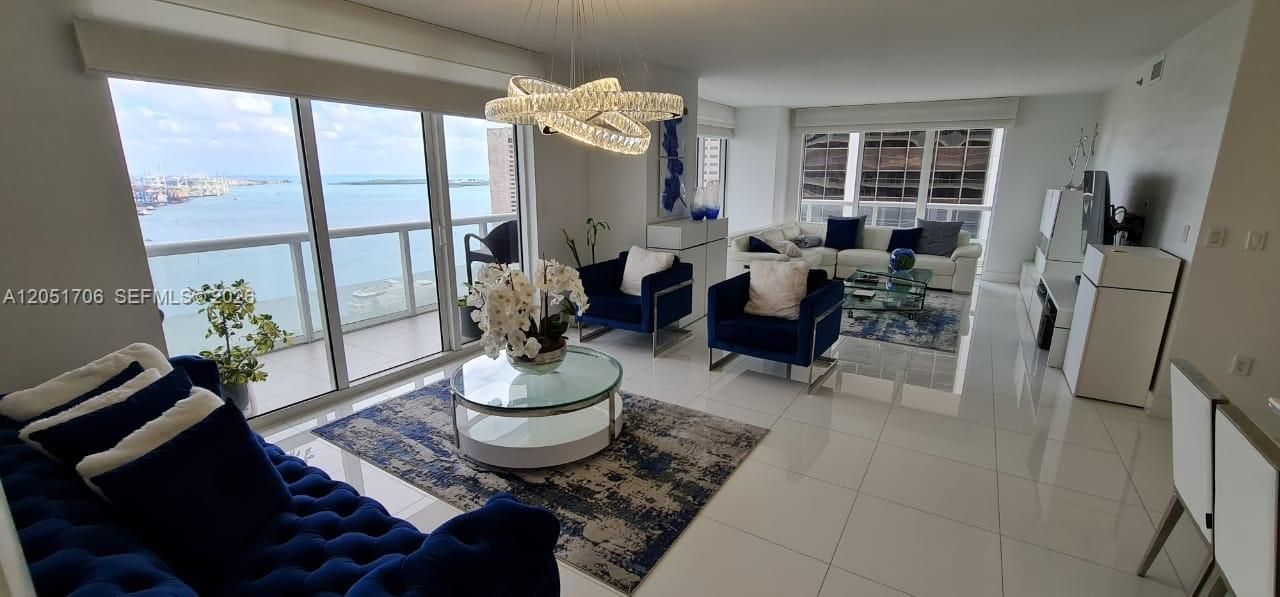 For Rent: $7,000 (3 beds, 2 baths, 1789 Square Feet)