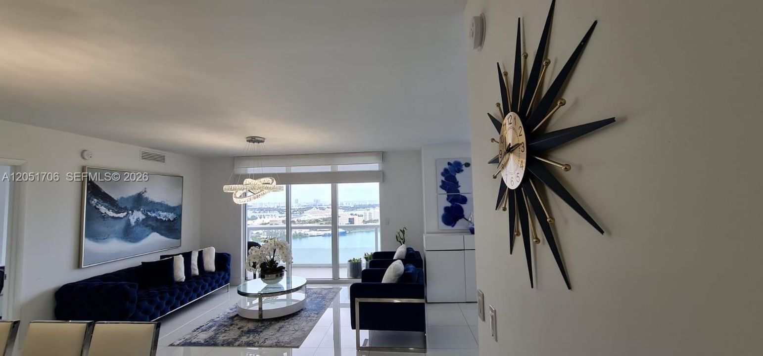 For Rent: $7,000 (3 beds, 2 baths, 1789 Square Feet)