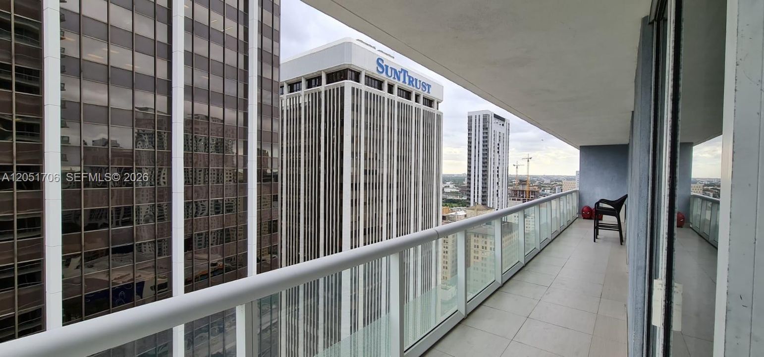 For Rent: $7,000 (3 beds, 2 baths, 1789 Square Feet)