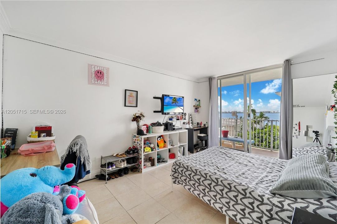 En Renta: $3,600 (3 camas, 2 baños, 1240 Pies cuadrados)