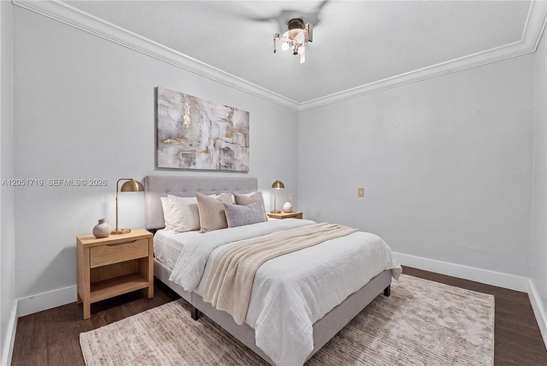 For Sale: $499,995 (5 beds, 2 baths, 2470 Square Feet)