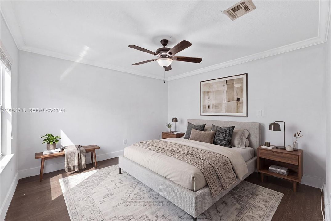 For Sale: $499,995 (5 beds, 2 baths, 2470 Square Feet)