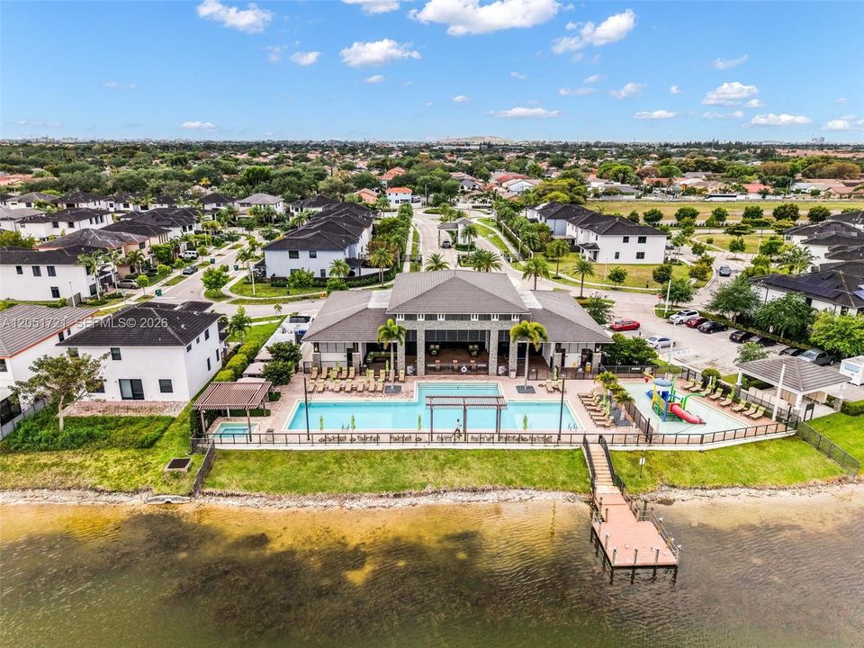 Club House Pool
