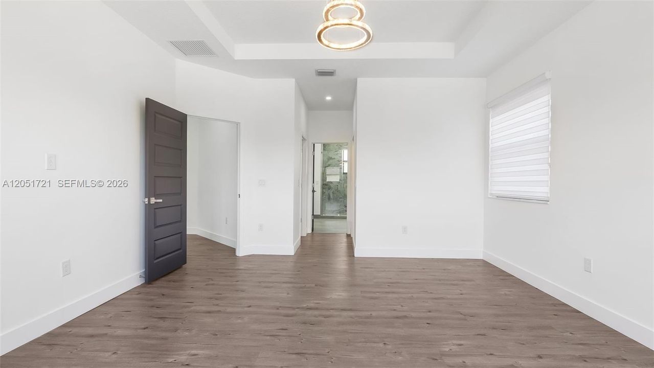 En Renta: $7,200 (4 camas, 3 baños, 2847 Pies cuadrados)