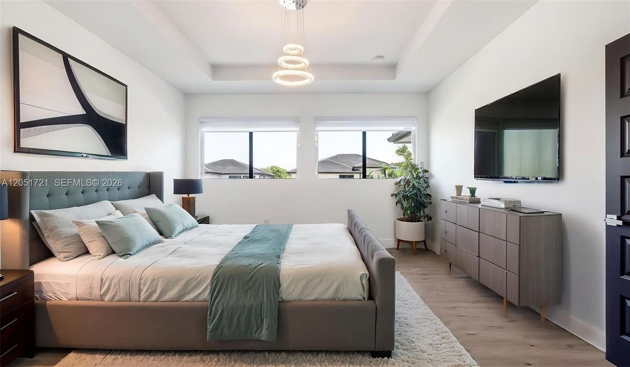 En Renta: $7,200 (4 camas, 3 baños, 2847 Pies cuadrados)