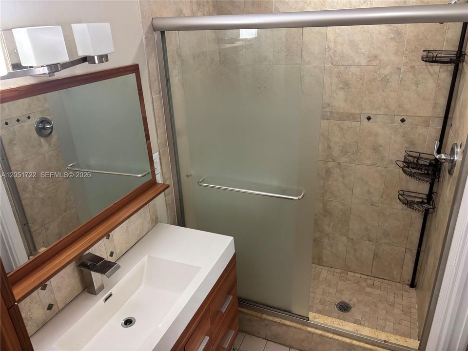 En Venta: $314,900 (2 camas, 2 baños, 1003 Pies cuadrados)