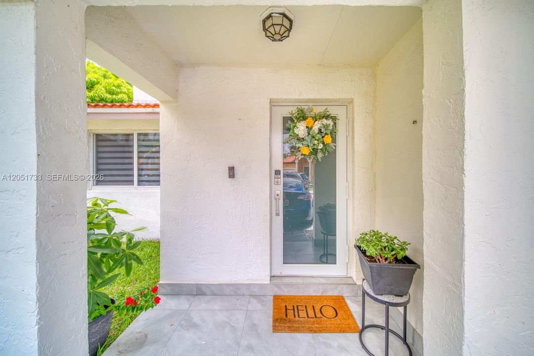 En Venta: $920,000 (4 camas, 3 baños, 2894 Pies cuadrados)