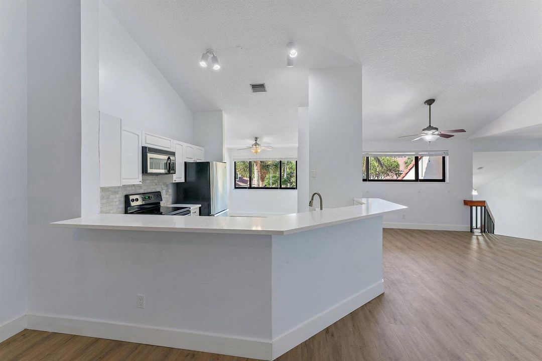 Open Kitchen Floor Plan