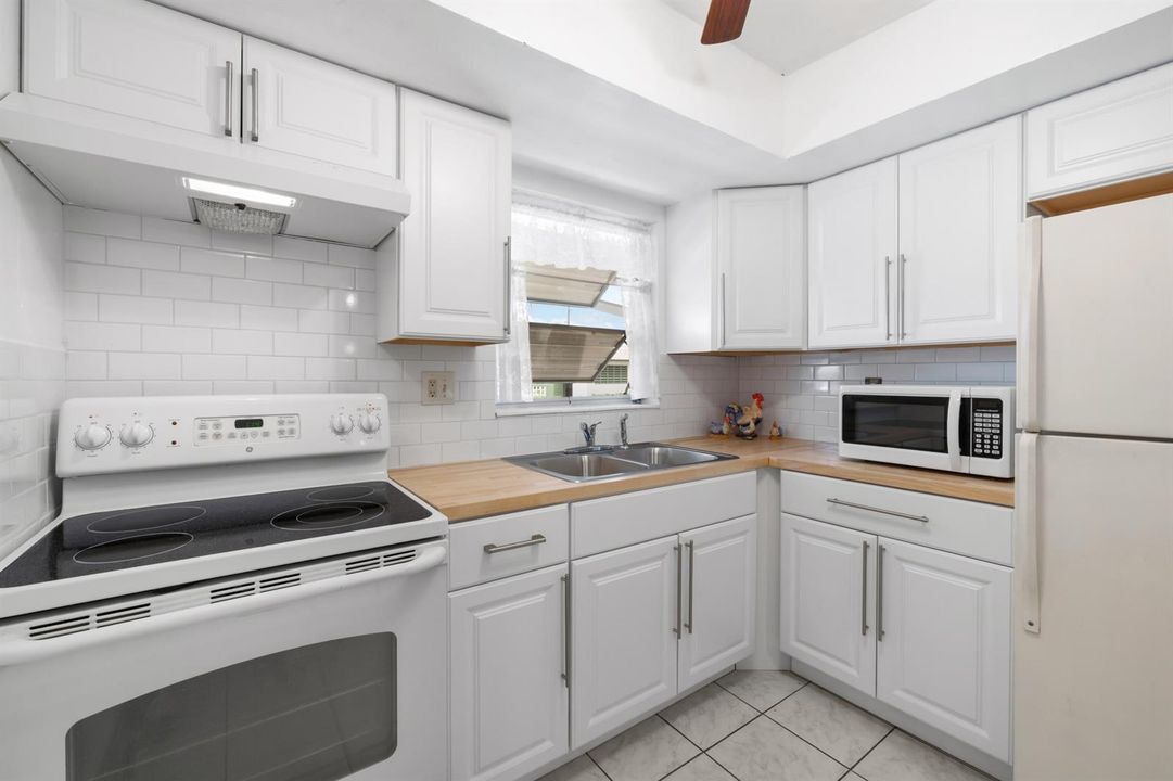 Kitchen - newly renovated