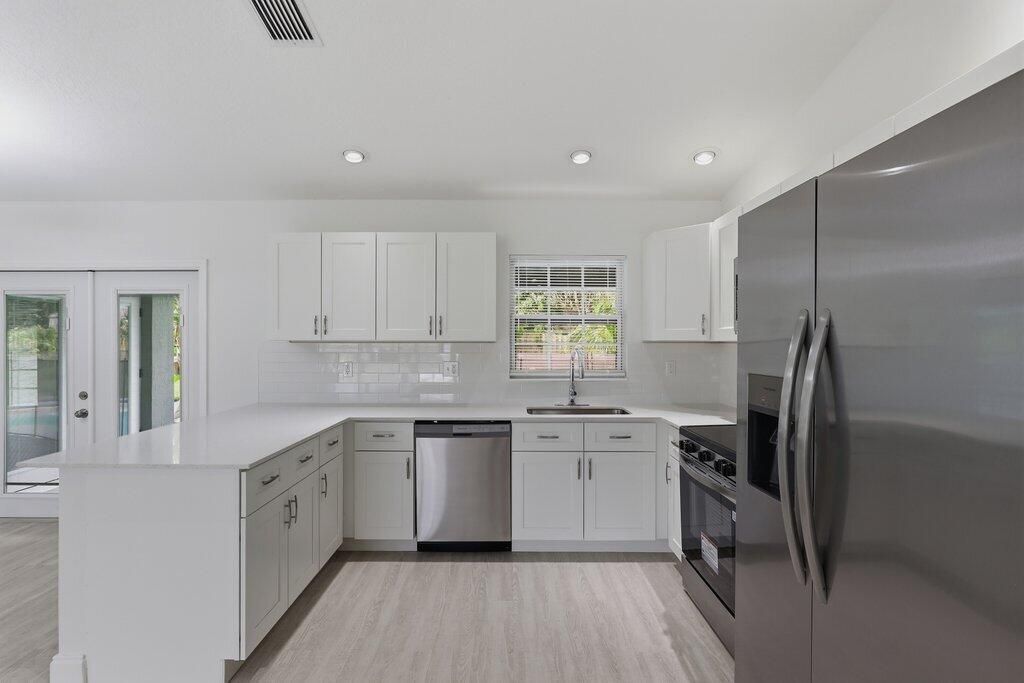 Kitchen.1.jpeg-SMALL
