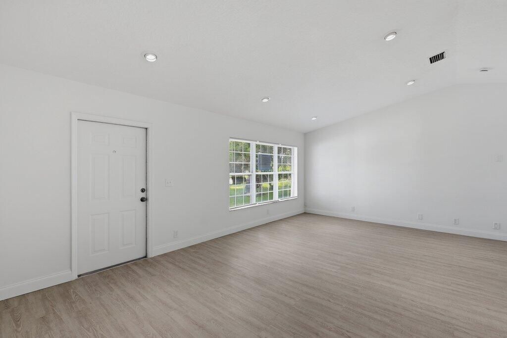Foyer to Living.jpeg-SMALL