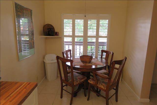 Dining area end of kitchen
