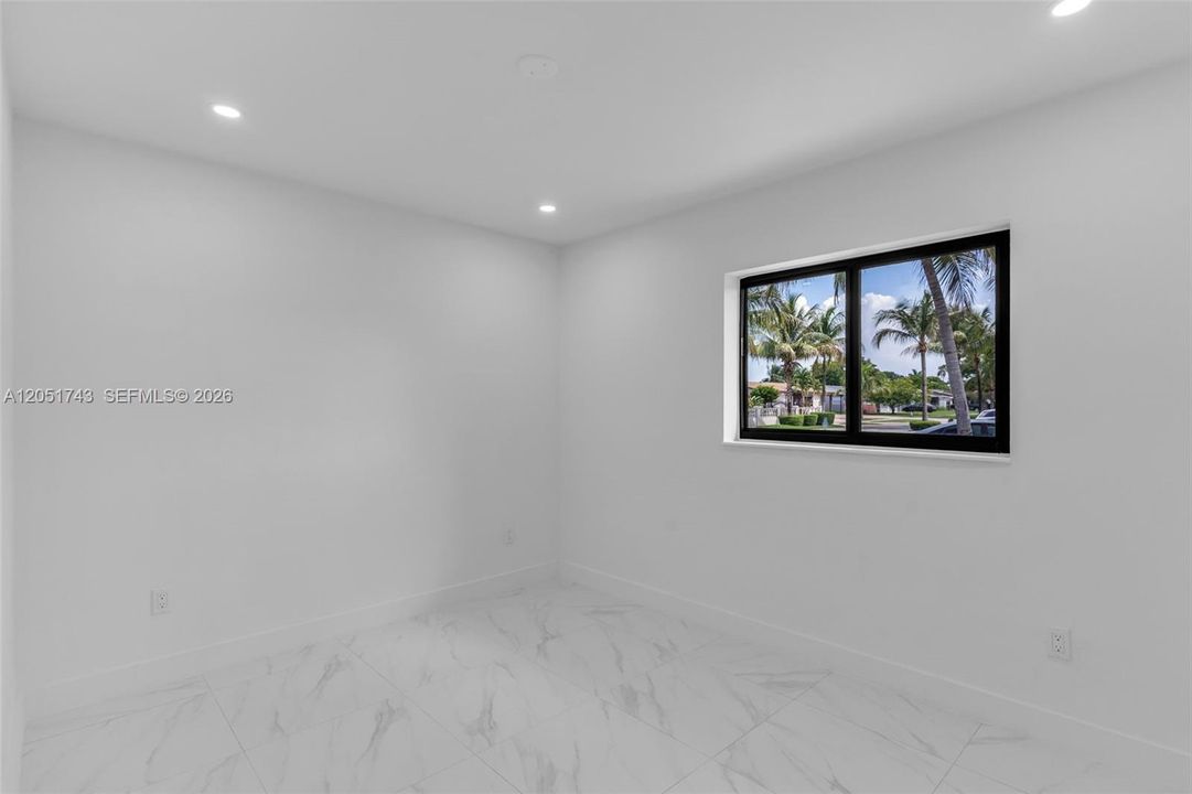For Sale: $949,999 (4 beds, 2 baths, 2106 Square Feet)