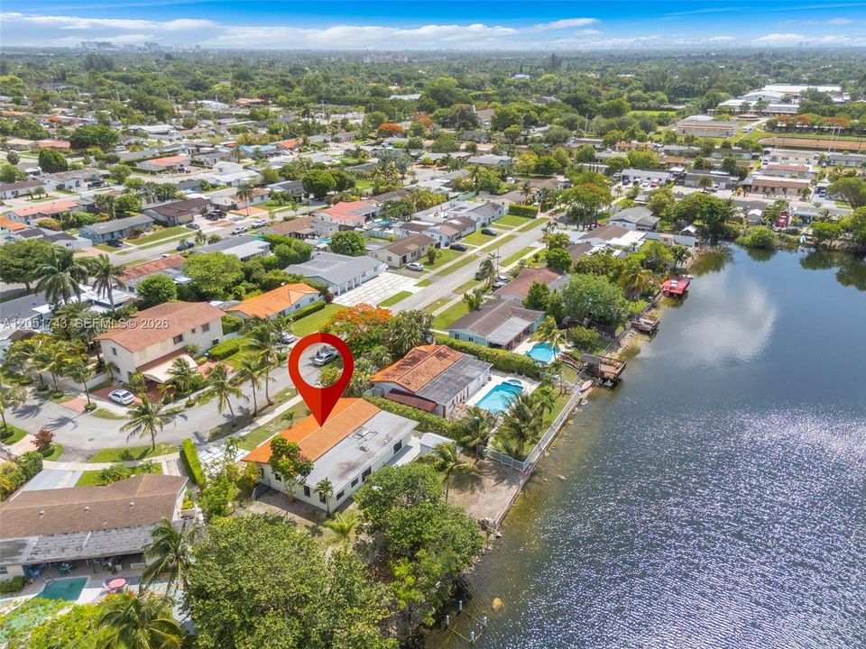 For Sale: $949,999 (4 beds, 2 baths, 2106 Square Feet)