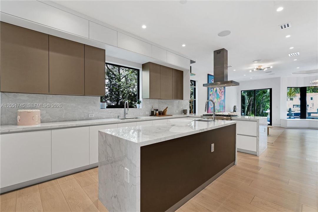 En Venta: $13,000,000 (6 camas, 7 baños, 5000 Pies cuadrados)
