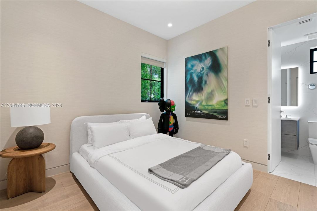 En Venta: $13,000,000 (6 camas, 7 baños, 5000 Pies cuadrados)