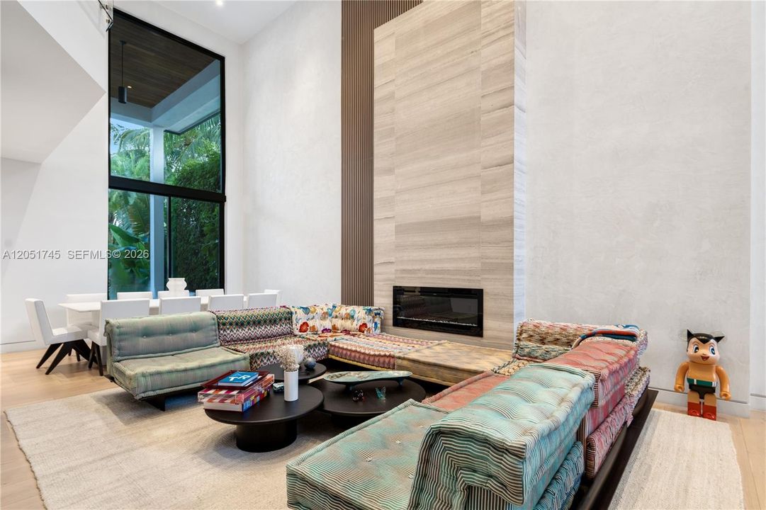 En Venta: $13,000,000 (6 camas, 7 baños, 5000 Pies cuadrados)