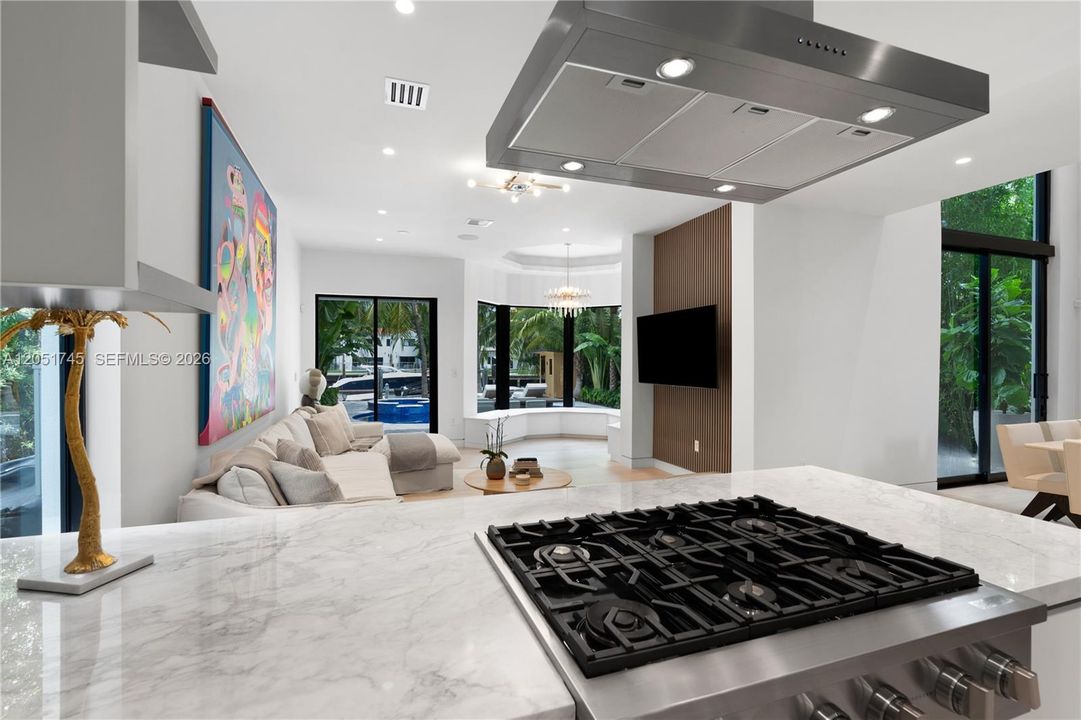 En Venta: $13,000,000 (6 camas, 7 baños, 5000 Pies cuadrados)