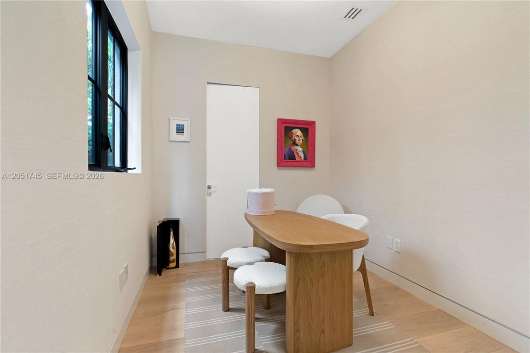 En Venta: $13,000,000 (6 camas, 7 baños, 5000 Pies cuadrados)