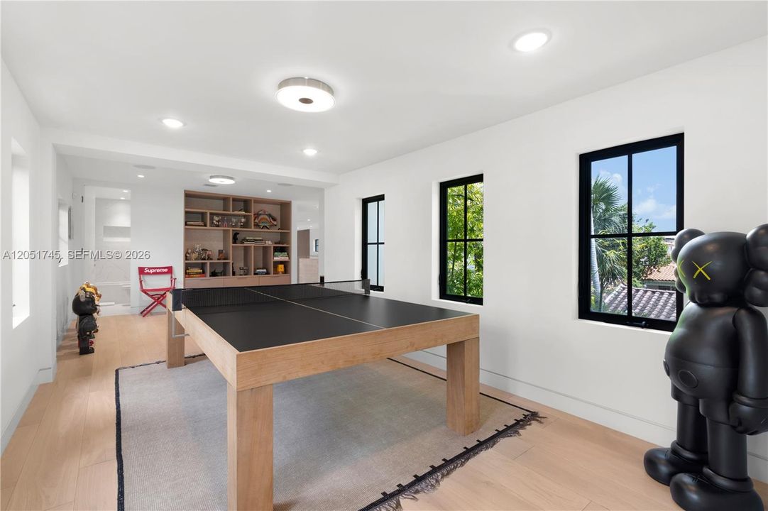 En Venta: $13,000,000 (6 camas, 7 baños, 5000 Pies cuadrados)
