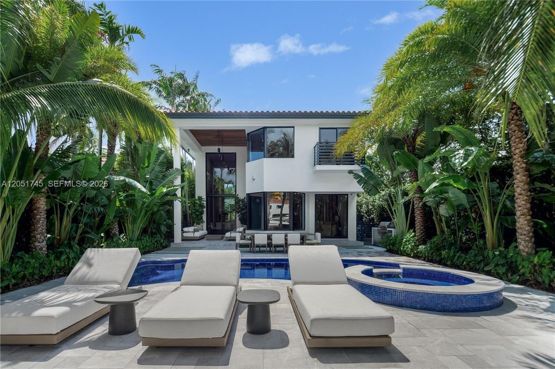 En Venta: $13,000,000 (6 camas, 7 baños, 5000 Pies cuadrados)