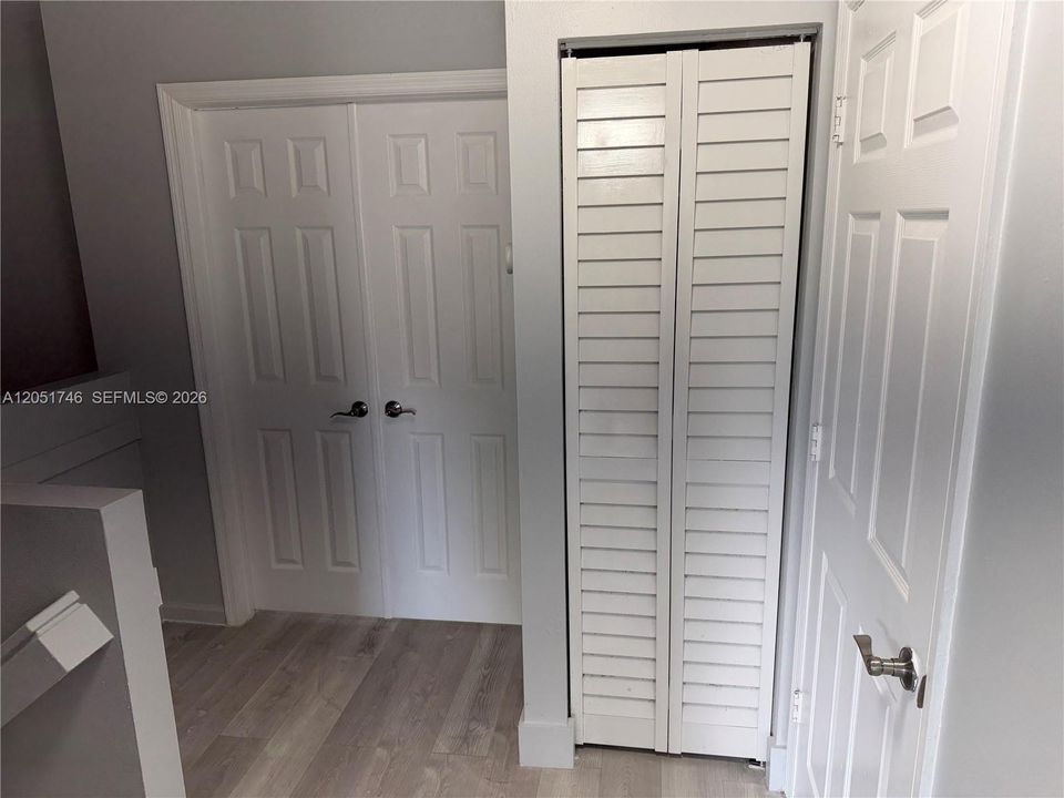 For Rent: $2,999 (3 beds, 2 baths, 1304 Square Feet)
