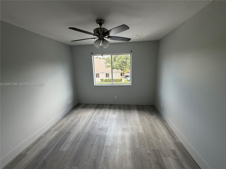 For Rent: $2,999 (3 beds, 2 baths, 1304 Square Feet)