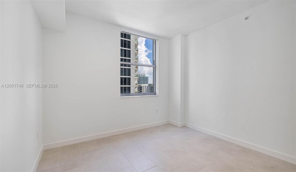 For Rent: $4,915 (3 beds, 2 baths, 1447 Square Feet)