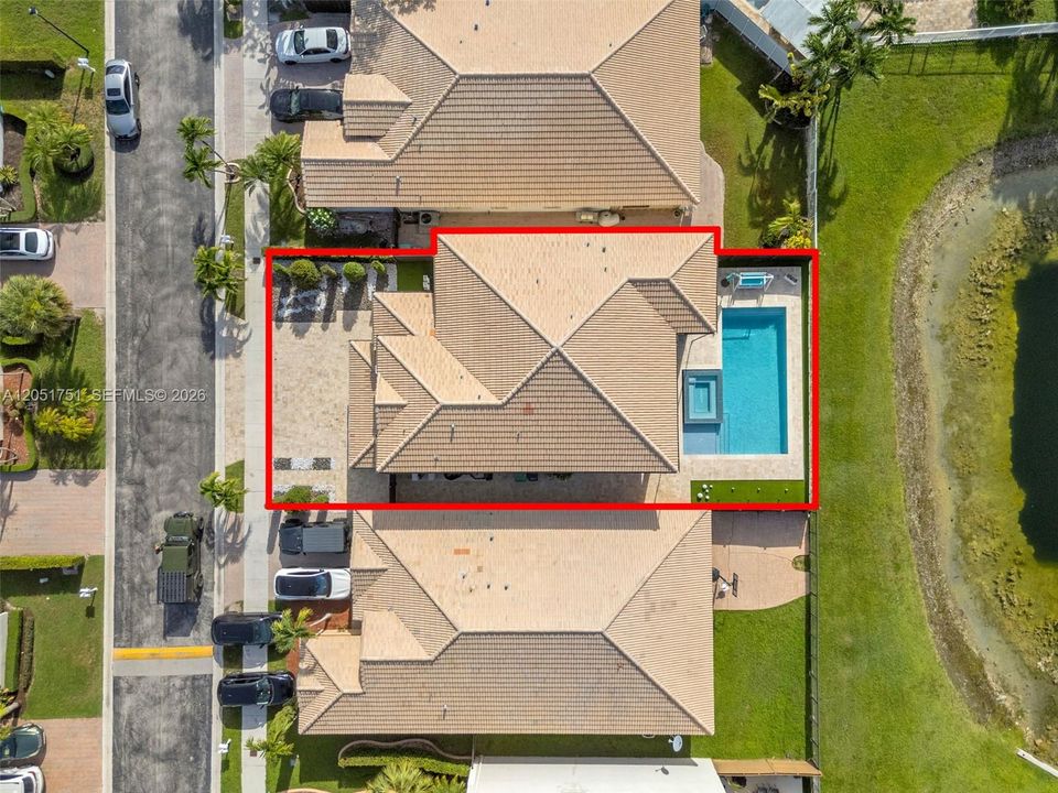 For Sale: $999,999 (5 beds, 4 baths, 2916 Square Feet)