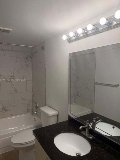 For Rent: $1,700 (1 beds, 1 baths, 733 Square Feet)