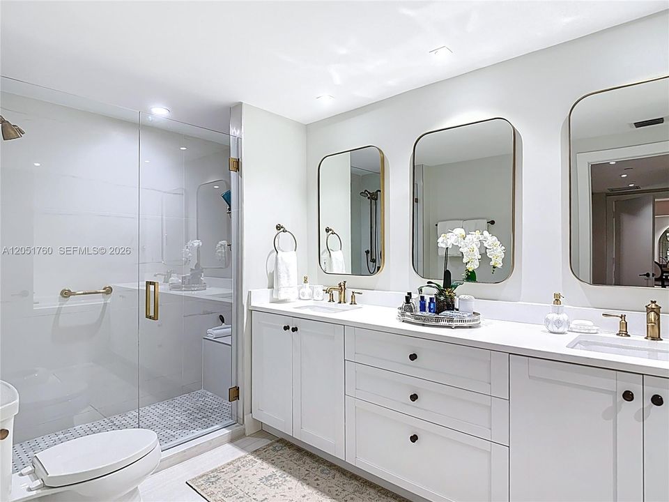 For Sale: $2,520,000 (2 beds, 2 baths, 1760 Square Feet)