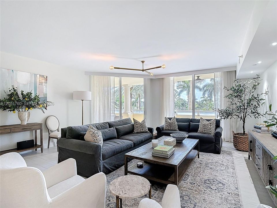 For Sale: $2,520,000 (2 beds, 2 baths, 1760 Square Feet)