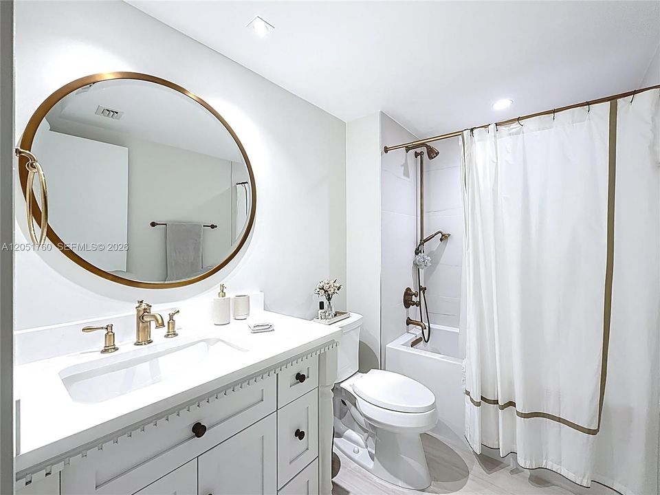 2nd bathroom
