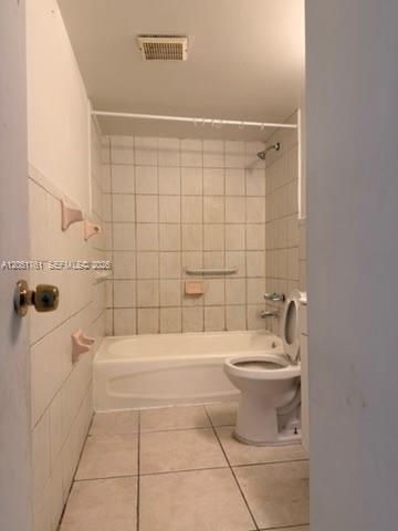 В аренду: $1,600 (2 спален, 1 ванн, 3980 Квадратных фут)