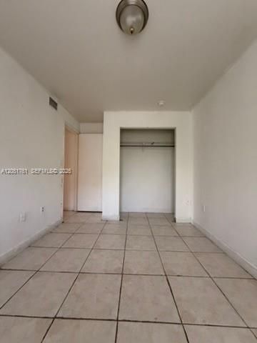 В аренду: $1,600 (2 спален, 1 ванн, 3980 Квадратных фут)