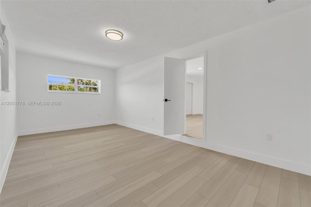 На продажу: $549,000 (3 спален, 3 ванн, 1752 Квадратных фут)