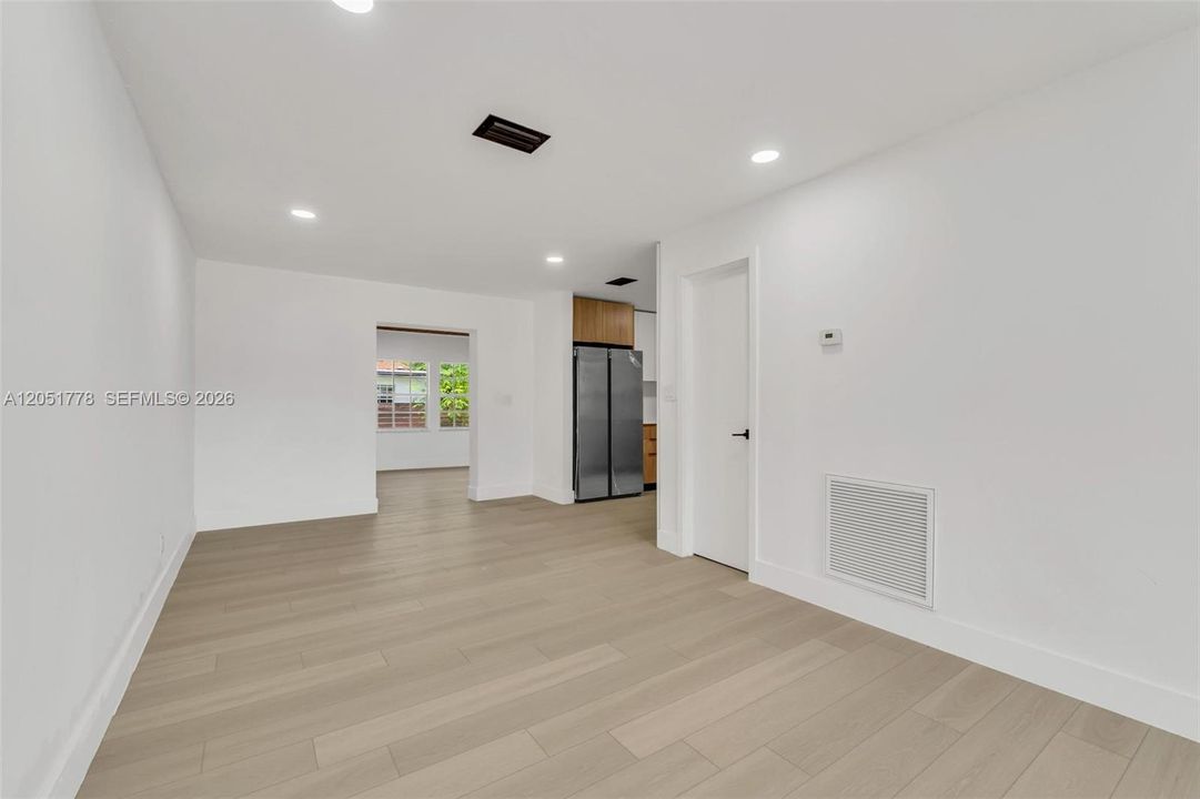 На продажу: $549,000 (3 спален, 3 ванн, 1752 Квадратных фут)