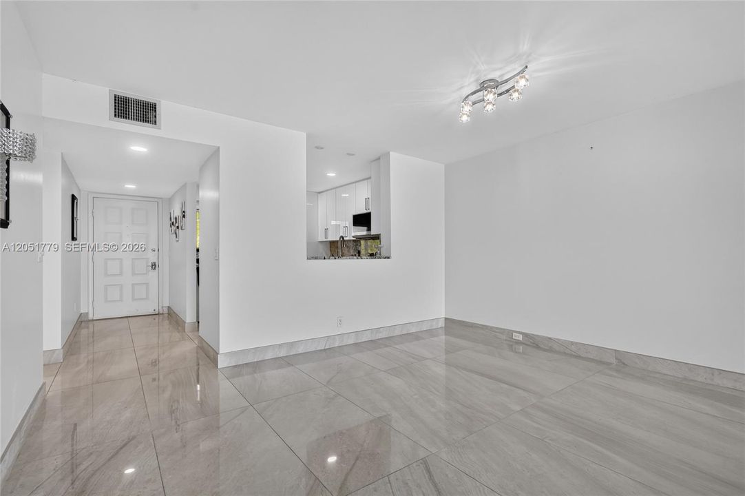 En Venta: $310,000 (2 camas, 2 baños, 1192 Pies cuadrados)