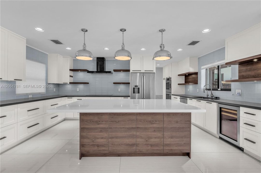 For Sale: $2,200,000 (5 beds, 3 baths, 0 Square Feet)