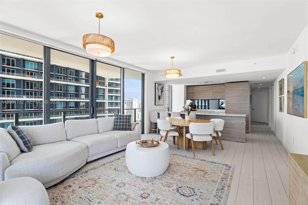 For Rent: $8,000 (3 beds, 2 baths, 1154 Square Feet)