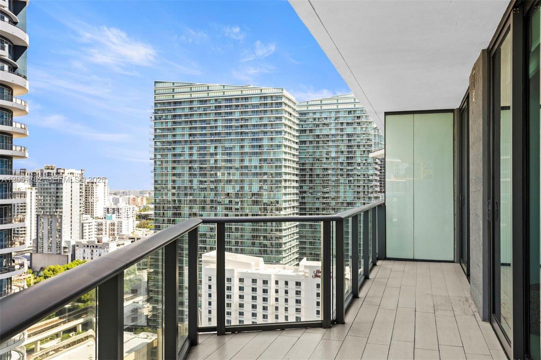 For Rent: $8,000 (3 beds, 2 baths, 1154 Square Feet)