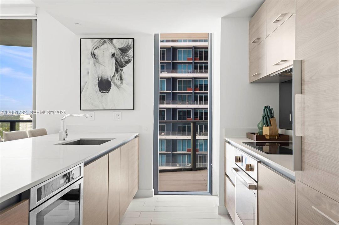 For Rent: $8,000 (3 beds, 2 baths, 1154 Square Feet)