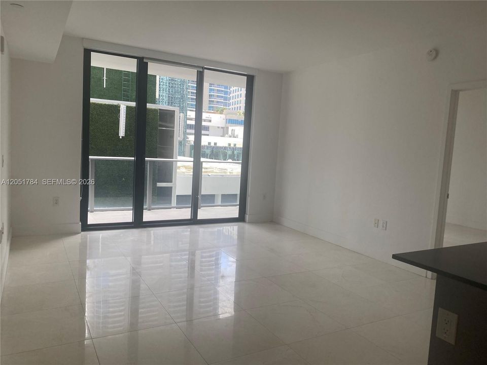 For Rent: $7,000 (2 beds, 3 baths, 1283 Square Feet)