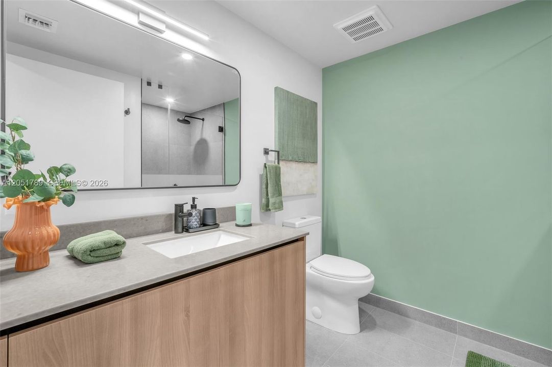 For Sale: $449,000 (0 beds, 1 baths, 359 Square Feet)