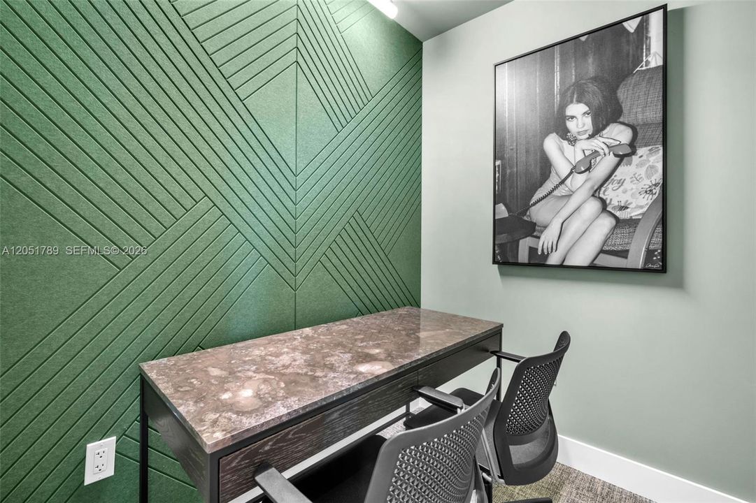 For Sale: $449,000 (0 beds, 1 baths, 359 Square Feet)