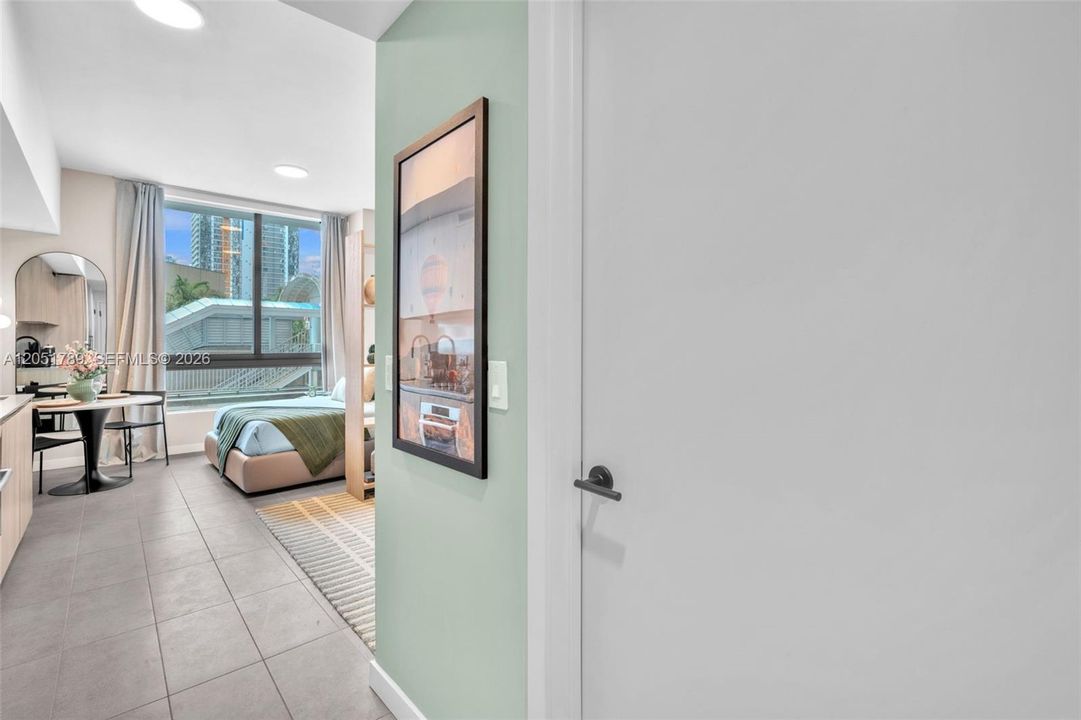 For Sale: $449,000 (0 beds, 1 baths, 359 Square Feet)