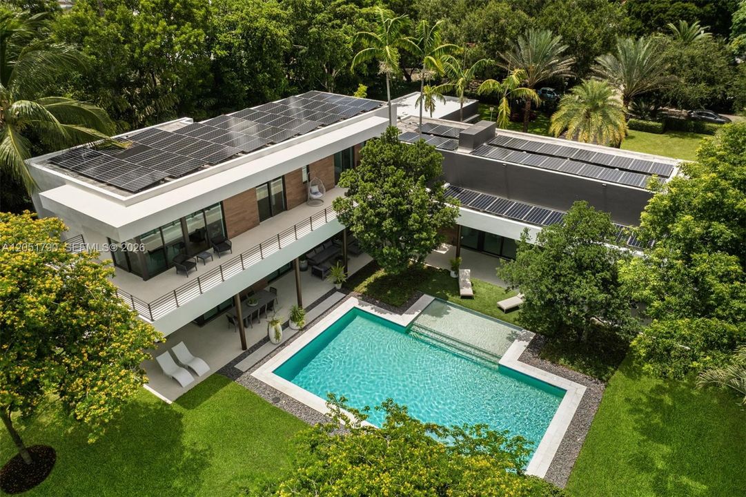 На продажу: $6,995,000 (6 спален, 7 ванн, 5805 Квадратных фут)