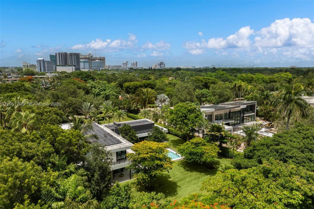 На продажу: $6,995,000 (6 спален, 7 ванн, 5805 Квадратных фут)